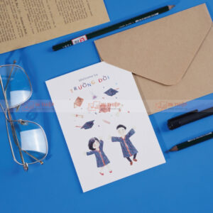 Top Mẫu Thiệp Mừng Tốt Nghiệp Sang Trọng & Độc Đáo 2025